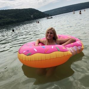 Meet your Posher, Kendall